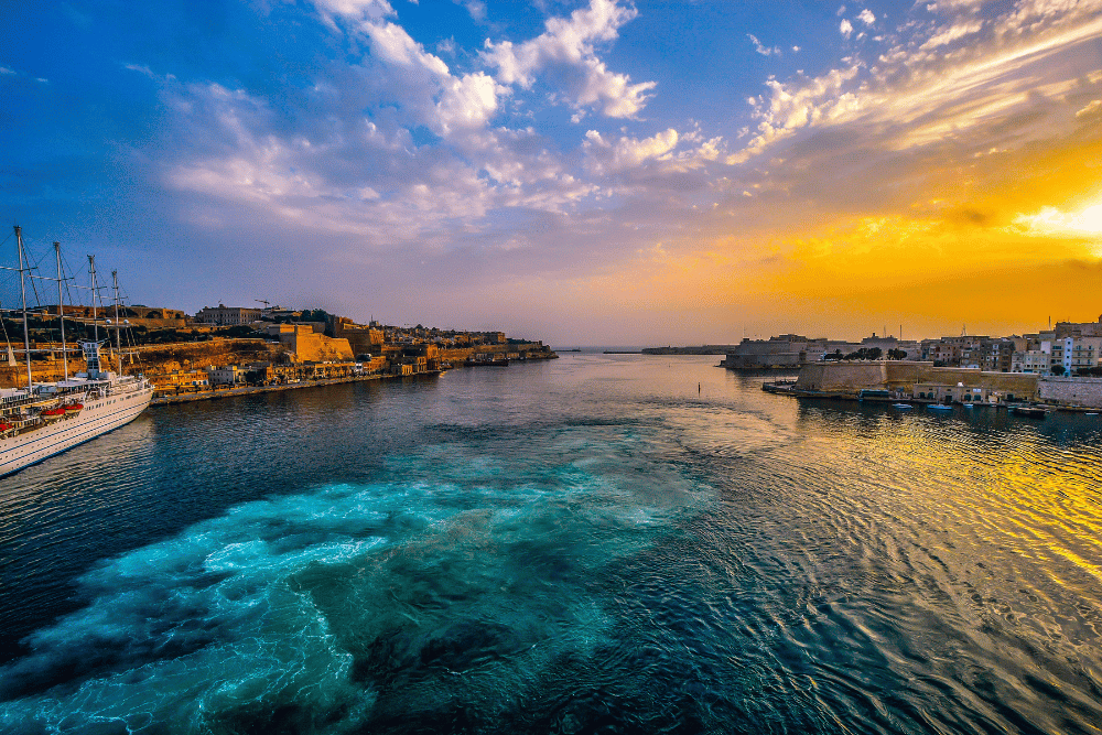 <p>5 Essential Items to Pack for Your Trip to Malta</p><br>